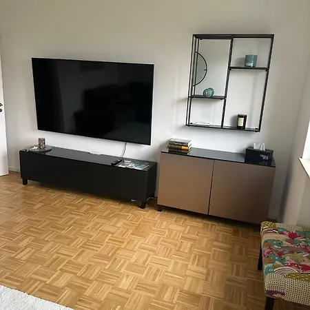 Vaste Avec Parking Gratuit, Borne Dispo Et Espace De Travail Apartamento *