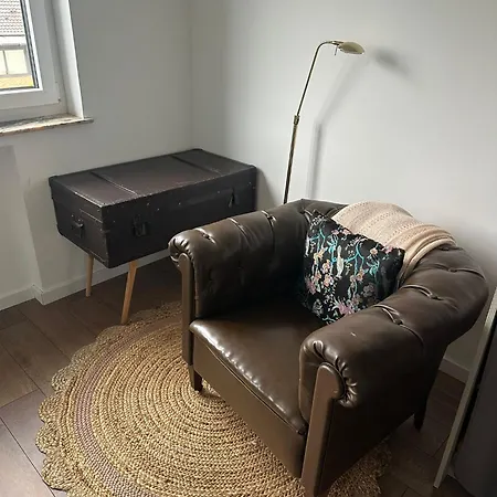 Vaste Avec Parking Gratuit, Borne Dispo Et Espace De Travail Apartamento